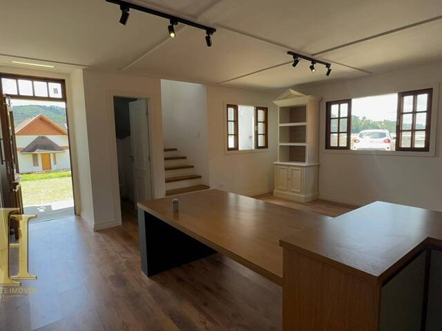 #6 - Casa para Venda em Campos do Jordão - SP - 3