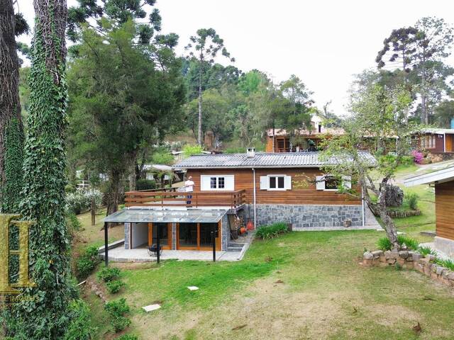 #7 - Casa para Venda em Campos do Jordão - SP