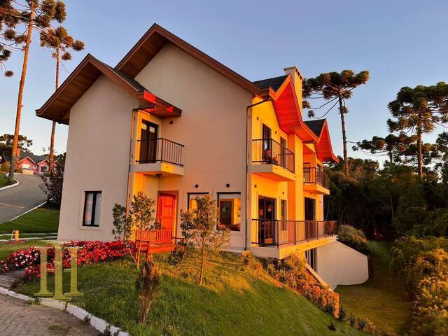 #9 - Casa para Venda em Campos do Jordão - SP - 2