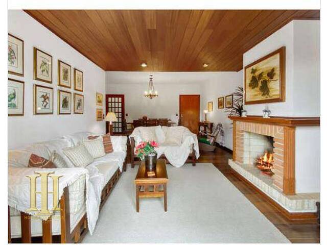 #13 - Apartamento para Venda em Campos do Jordão - SP