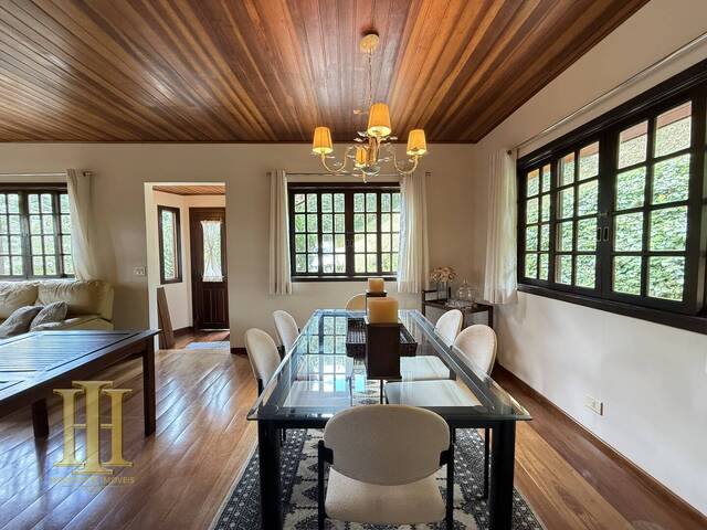 #19 - Casa para Venda em Campos do Jordão - SP - 2