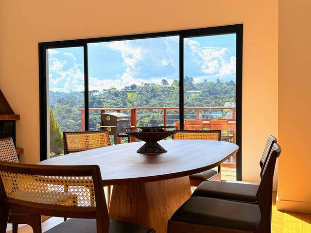 #21 - Casa para Venda em Campos do Jordão - SP - 2