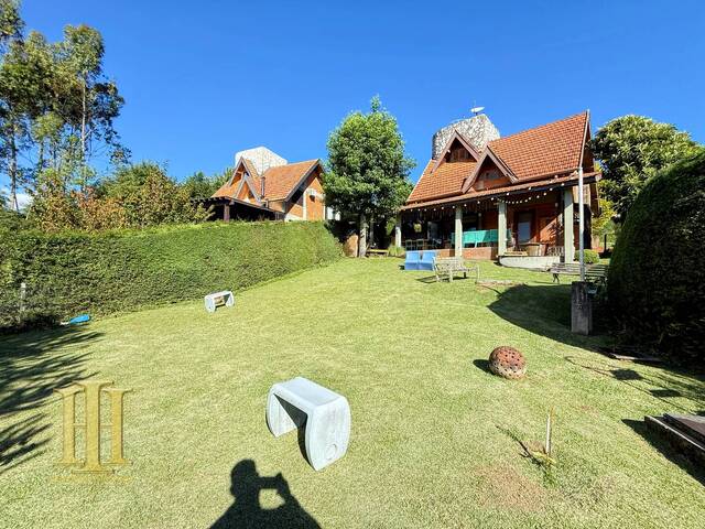 #27 - Casa para Venda em Campos do Jordão - SP