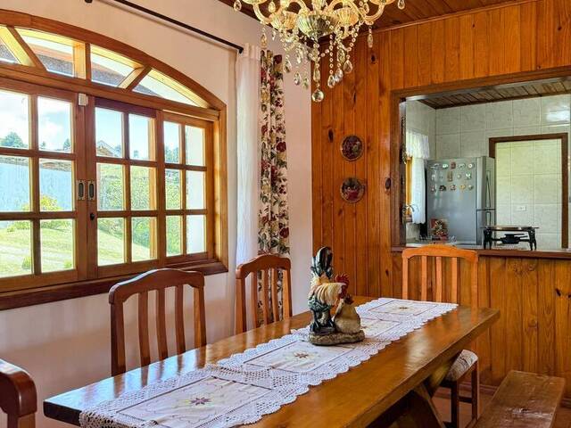 Casa para Venda em Campos do Jordão - 5