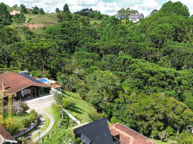 #29 - Casa para Venda em Campos do Jordão - SP - 1
