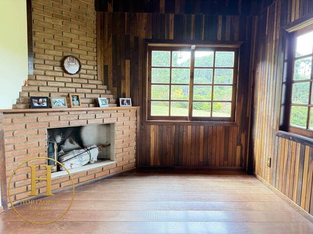 Casa para Venda em Campos do Jordão - 5