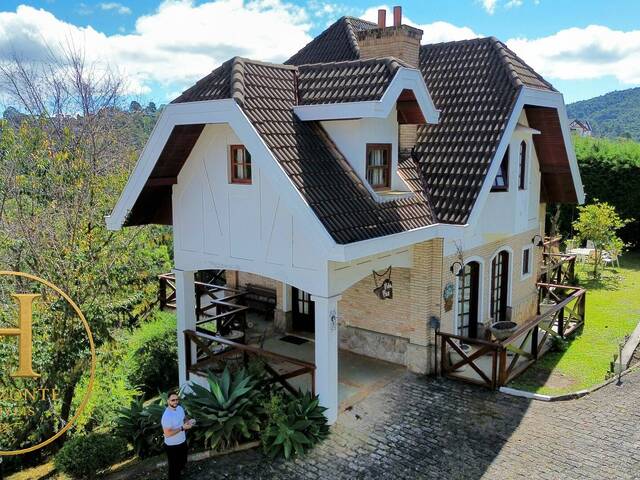 #39 - Casa para Venda em Campos do Jordão - SP