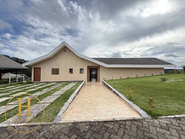 #40 - Casa para Venda em Campos do Jordão - SP - 3
