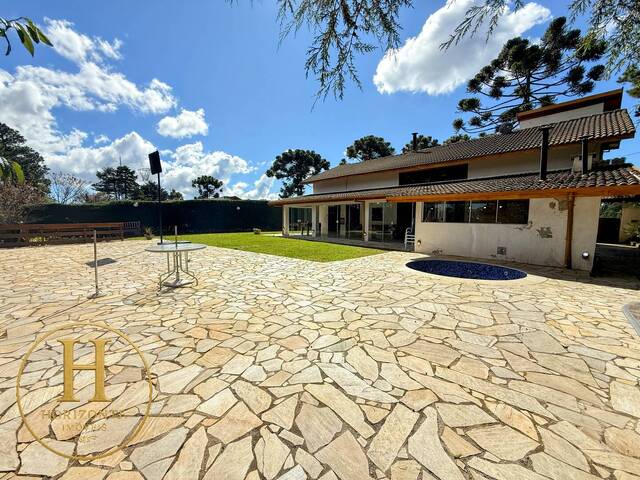 Casa para Venda em Campos do Jordão - 4
