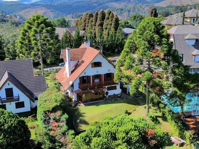 #50 - Casa para Venda em Campos do Jordão - SP - 2