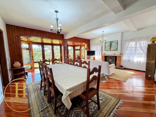Casa para Venda em Campos do Jordão - 5