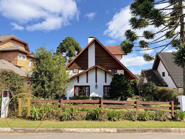 #50 - Casa para Venda em Campos do Jordão - SP - 2