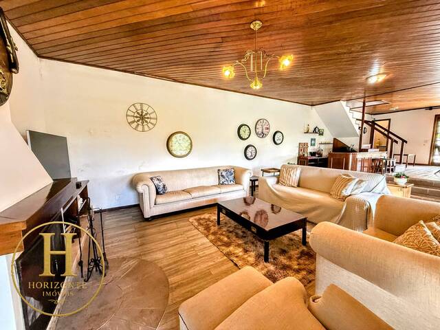 #68 - Casa para Venda em Campos do Jordão - SP - 3