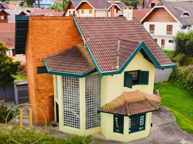 #74 - Casa para Venda em Campos do Jordão - SP - 1