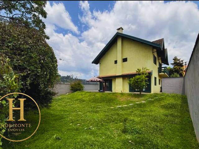Casa para Venda em Campos do Jordão - 4