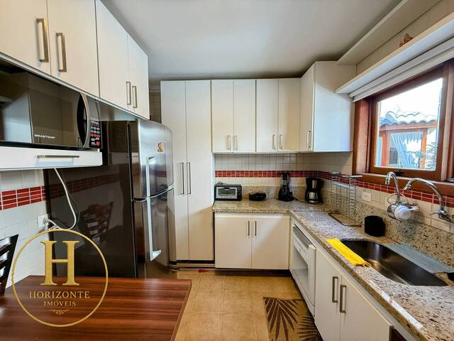 #75 - Apartamento para Venda em Campos do Jordão - SP