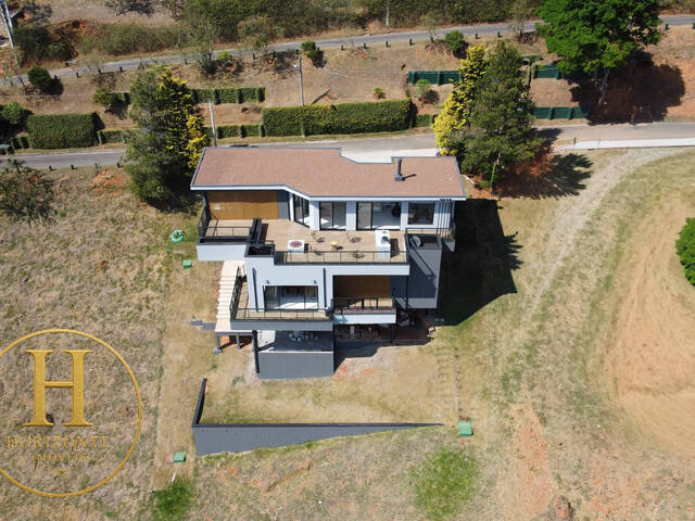 #77 - Casa para Venda em Santo Antônio do Pinhal - SP - 2