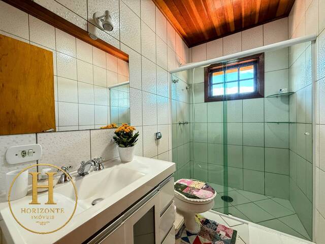 #85 - Casa para Venda em Campos do Jordão - SP - 2