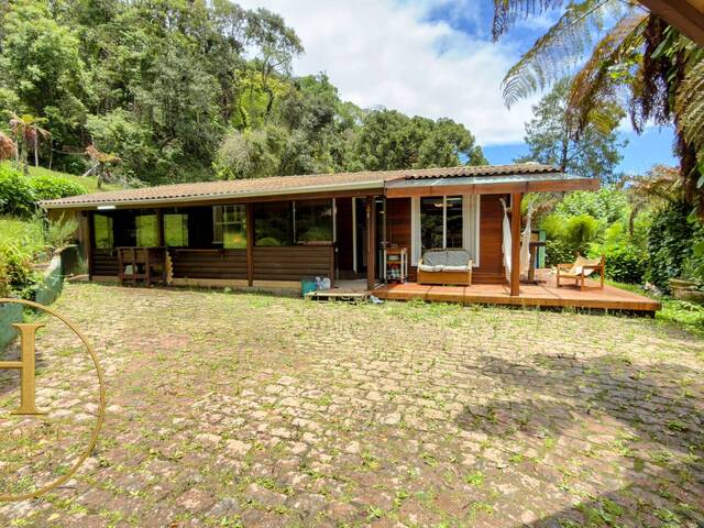 #87 - Casa para Venda em São Bento do Sapucaí - SP - 3