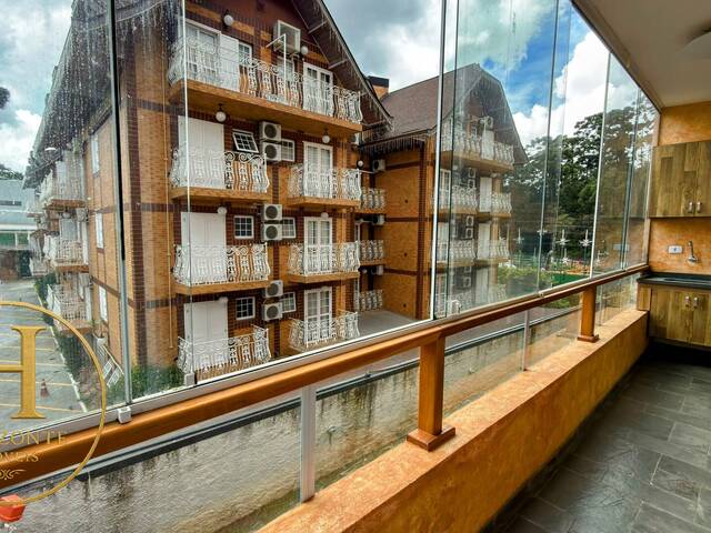 #101 - Apartamento para Venda em Campos do Jordão - SP